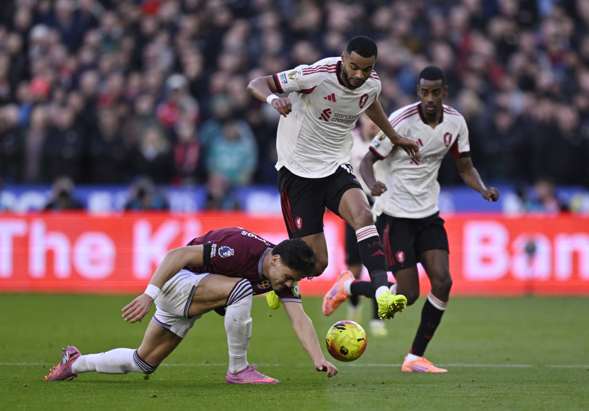 "토트넘 탈출한 손흥민이 부럽지" 살라 없는 리버풀의 시작인가, 'BBC…