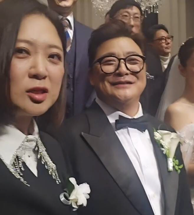 김숙, '가상 남편' 윤정수 떠나보냈다…"결혼식 사회 보고 왔다" [SC…