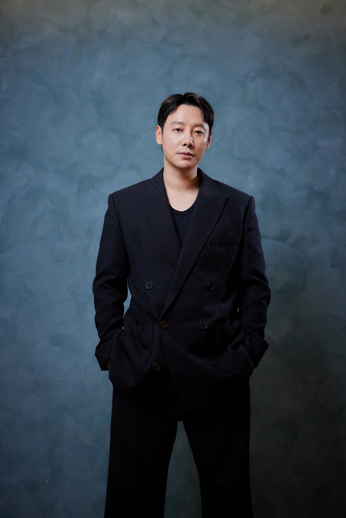 [인터뷰③] 김동욱 "♥아내 임신 후 나도 호르몬 변화 생겨..아내 더 예뻐보여"('윗집사람들')