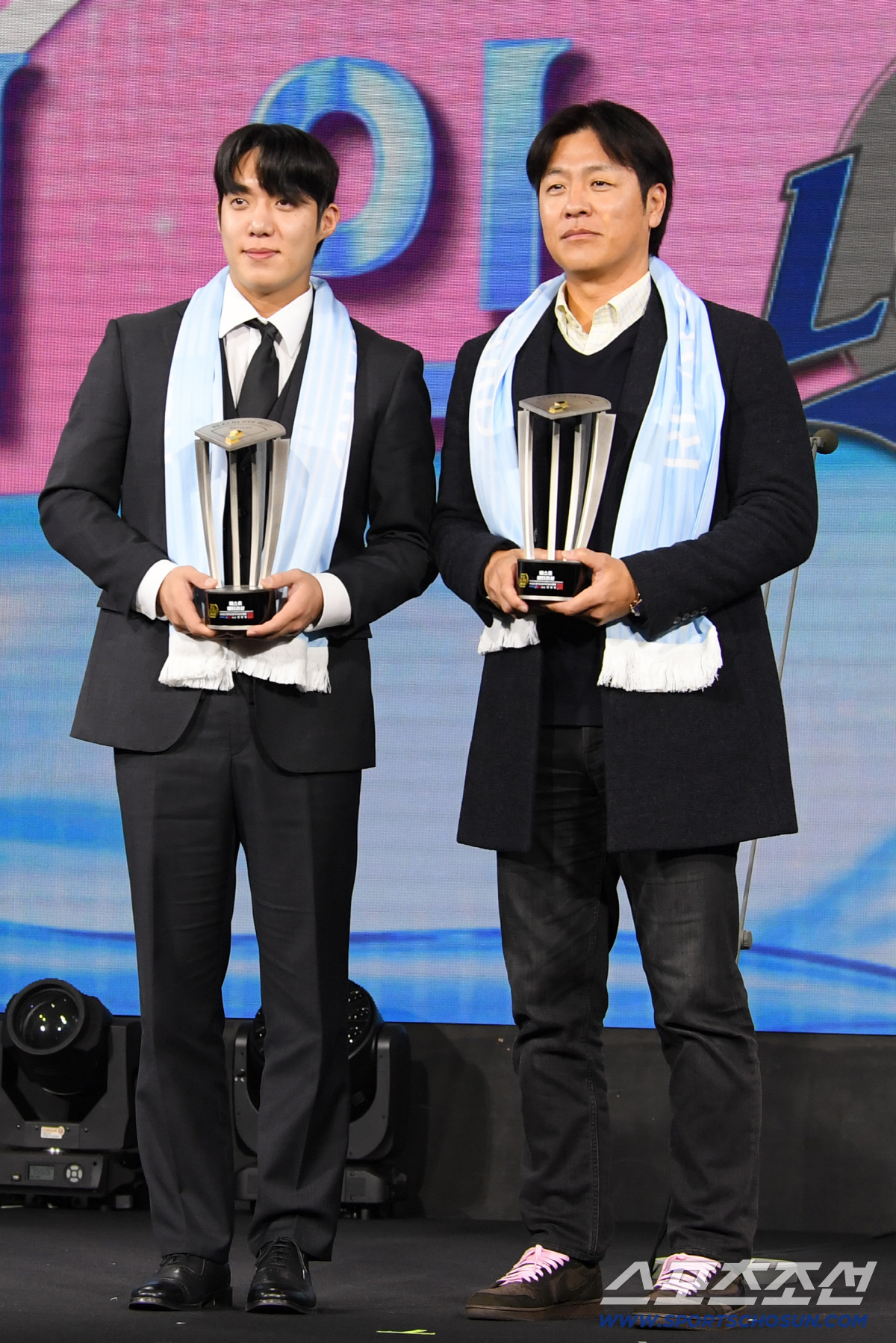 [포토] 베스트 배터리 삼성 원태인-강민호, 영광스러운 순간