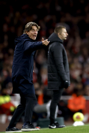 '손흥민 OUT' 미치도록 후회!→'프랭크 감독 경질' 초임박 