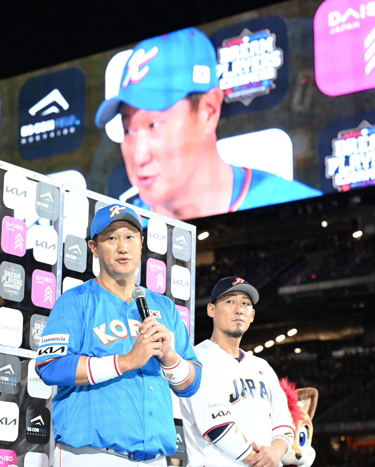 "이대호는 당장 은퇴를 철회하라" 홈런 폭발, 한국보다 일본에서 더 난리