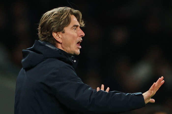 토트넘 1티어 폭탄 폭로, 프랭크 깜짝 경질 버튼 실행 가능..."모든 …