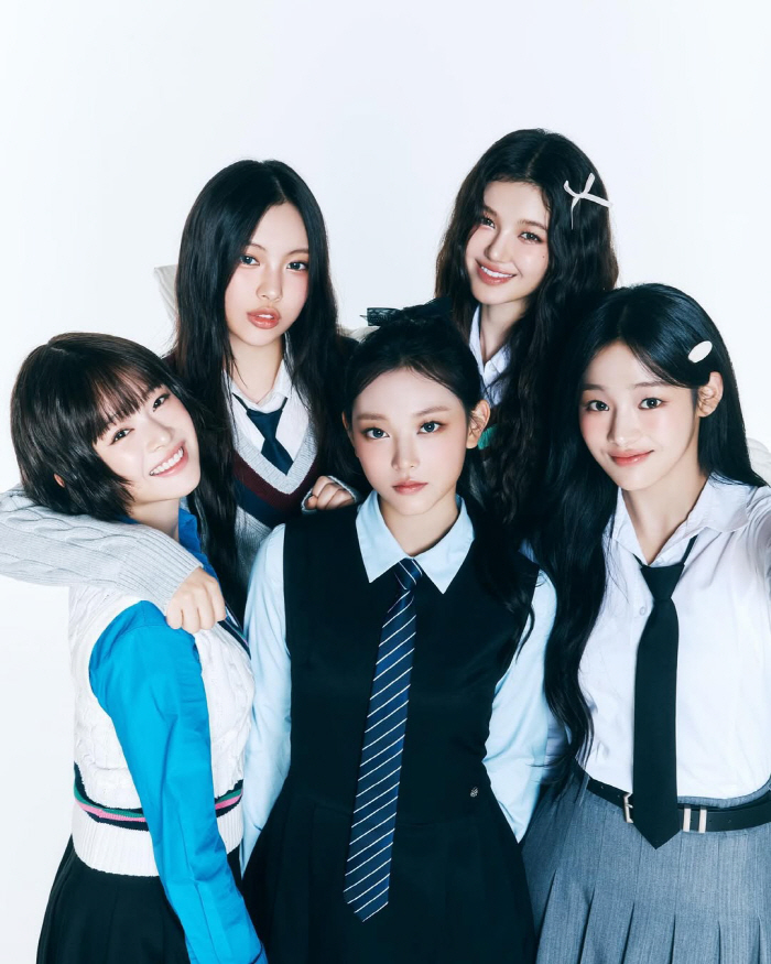 뉴진스, 독자행보 'NJZ' 버렸다…완전체 복귀 가속도