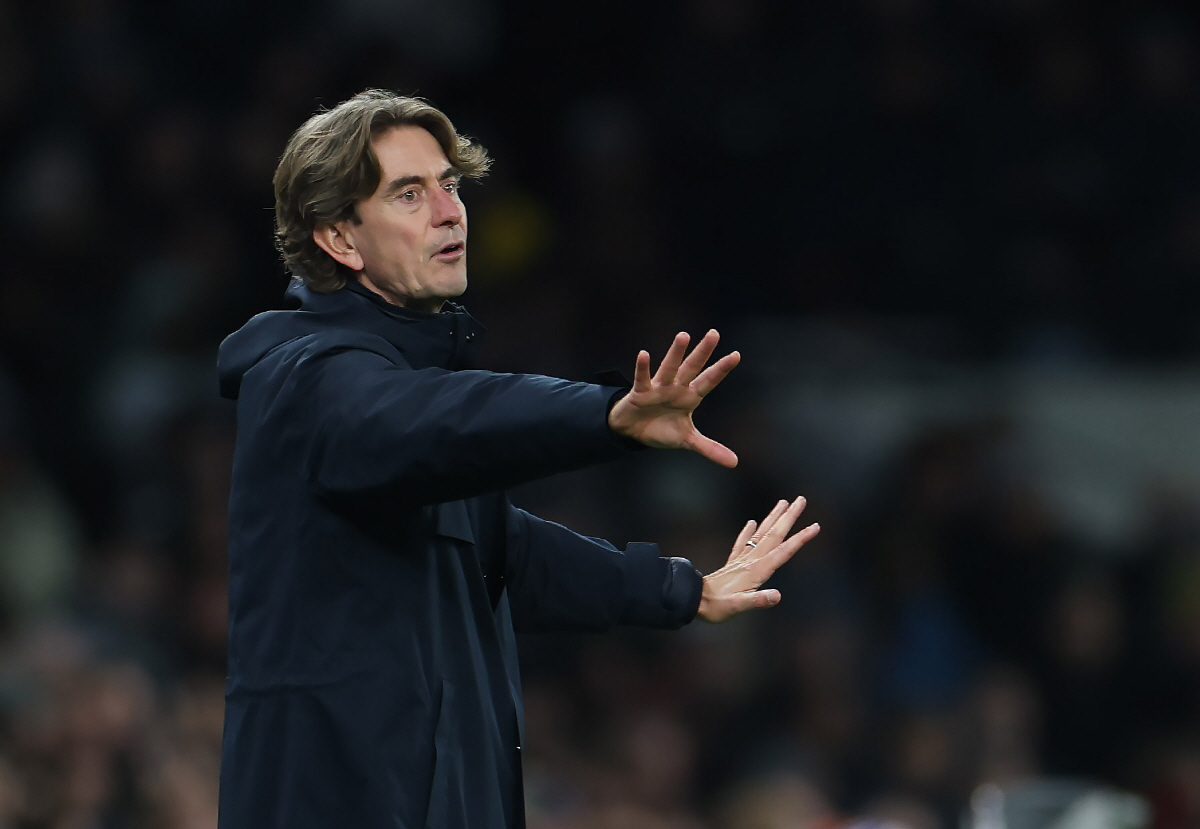 '손흥민 나간 뒤 엉망진창' 팬 향한 비매너 행동→어린 선수에 분노 폭발…