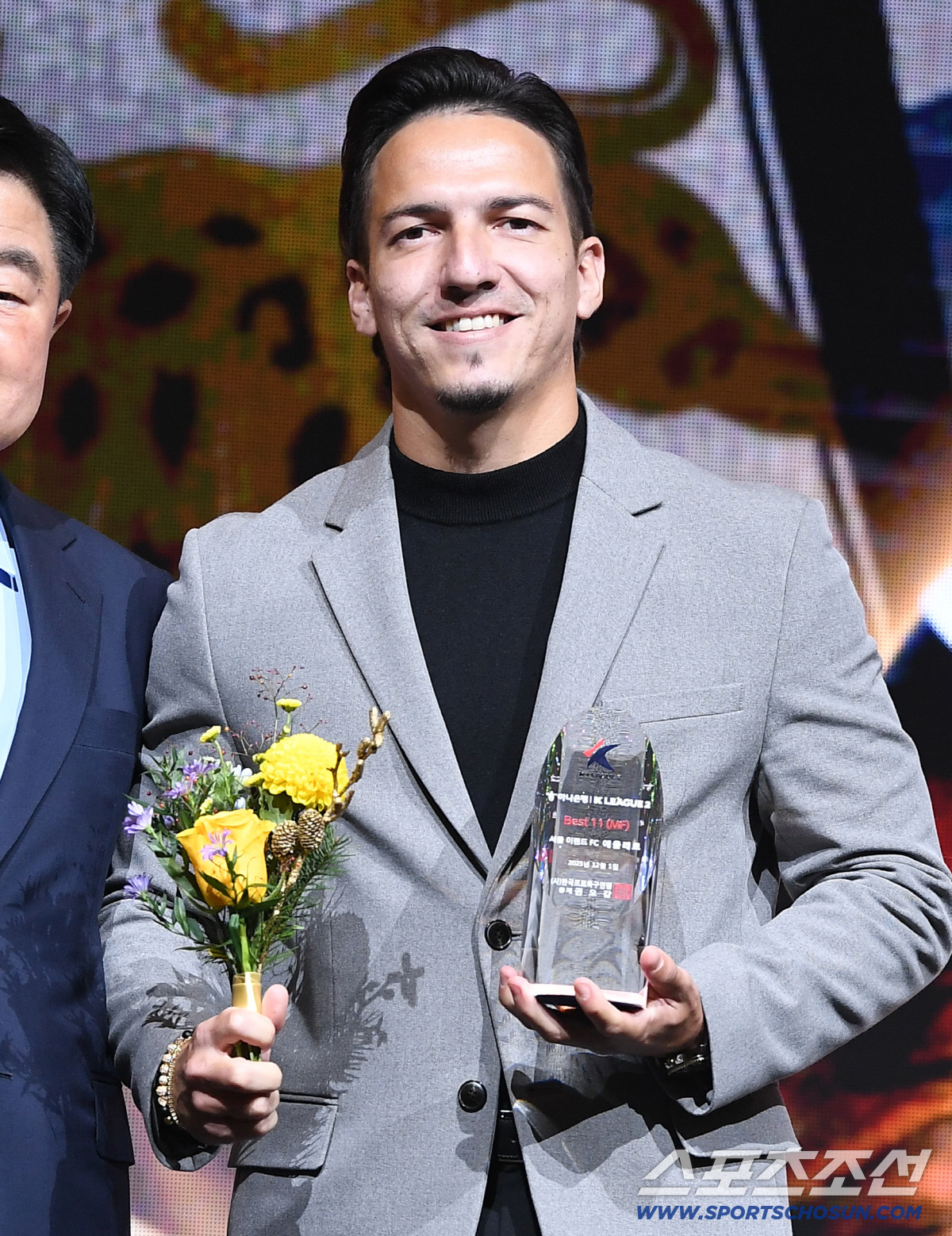 "감사하고, 또 감사합니다" K리그2 베스트 미드필더 4총사, 제르소-발…