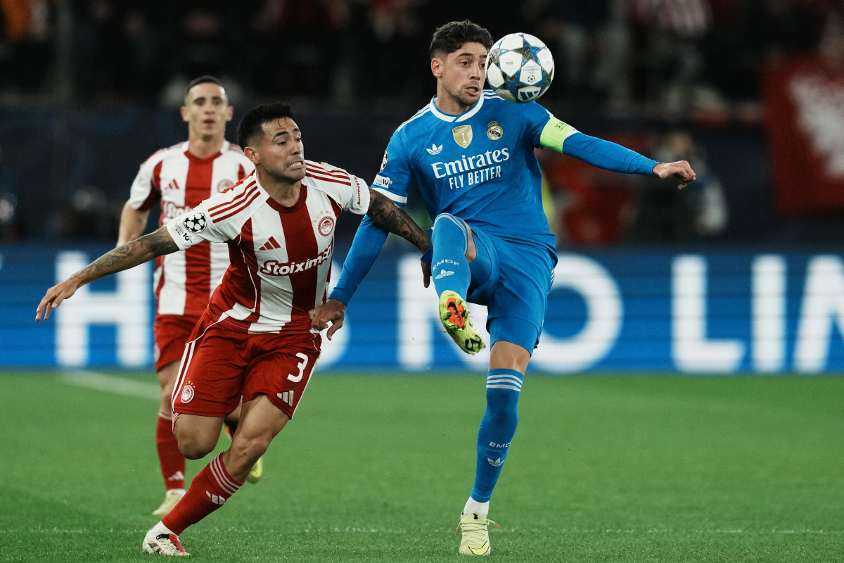 한국서 눈?기 '인종차별 세리머니' 레알 부주장 월클, 맨체스터 유나이티…