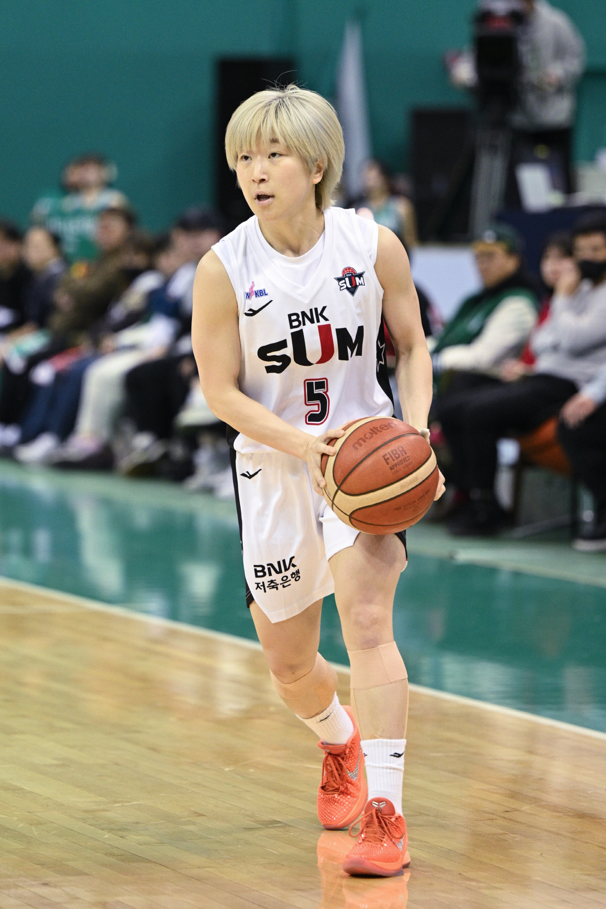 [현장리뷰]'진안+사키 34득점 합작' 하나은행 돌풍 美쳤다, '디펜딩 …