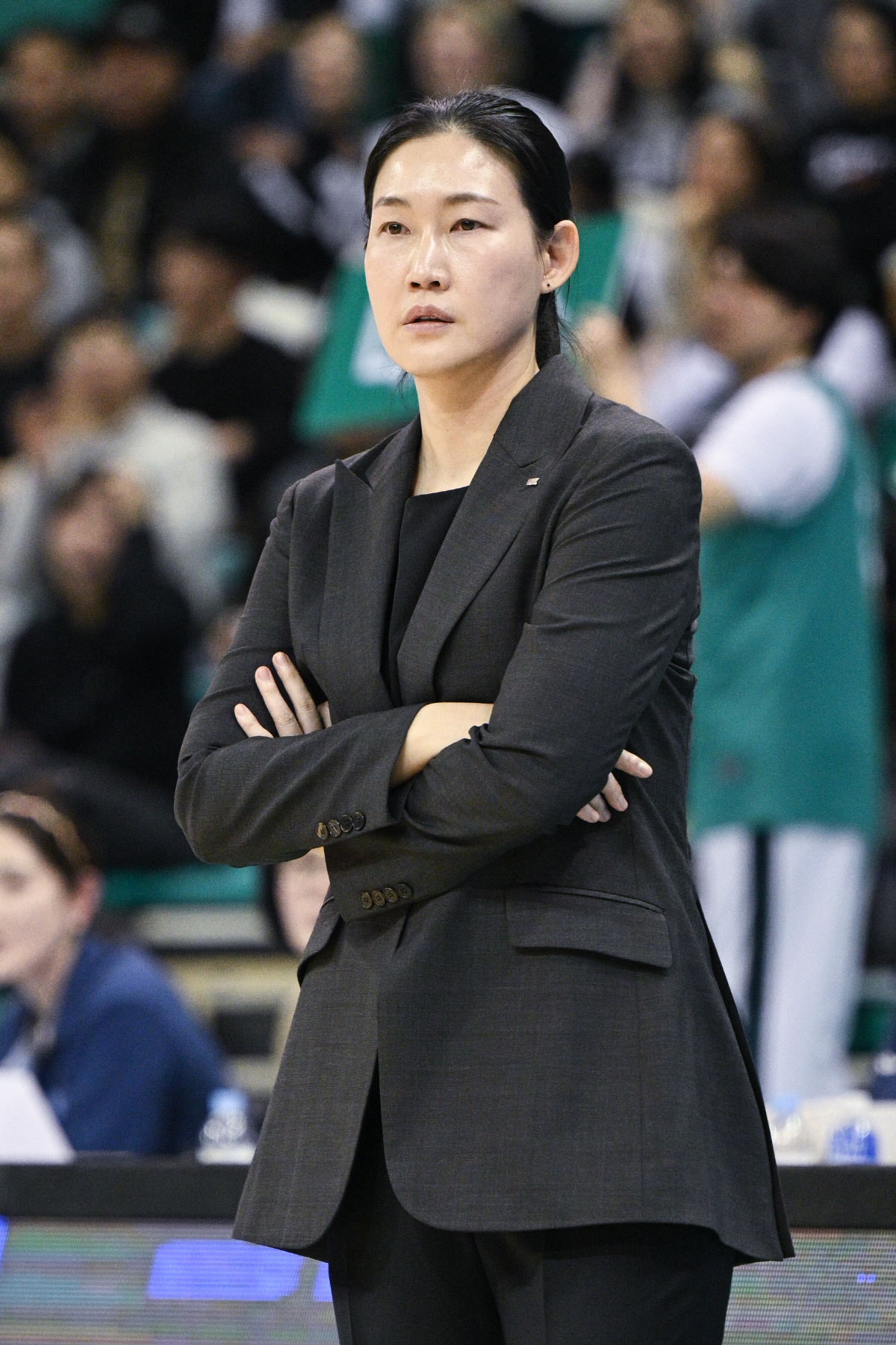 [현장리뷰]'진안+사키 34득점 합작' 하나은행 돌풍 美쳤다, '디펜딩 …