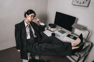 [SC인터뷰] 인생네컷→류승룡 눈빛까지…‘김 부장 이야기’가 만든 하서윤 표 성장 서사[종합]