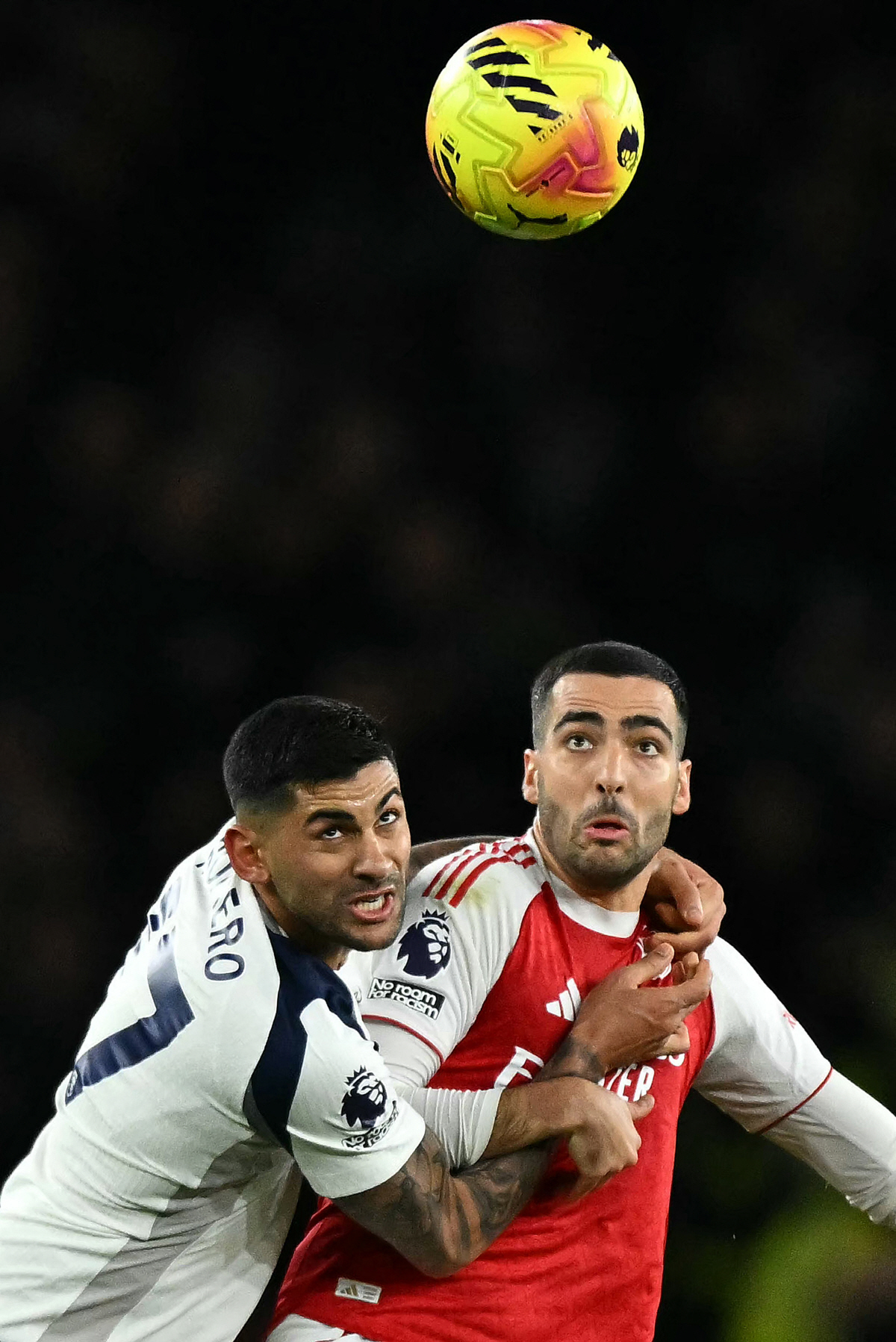 '주장 손흥민 얼마나 위대했던가' 캡틴 후계자, 능력 부족 들통 "영어도…