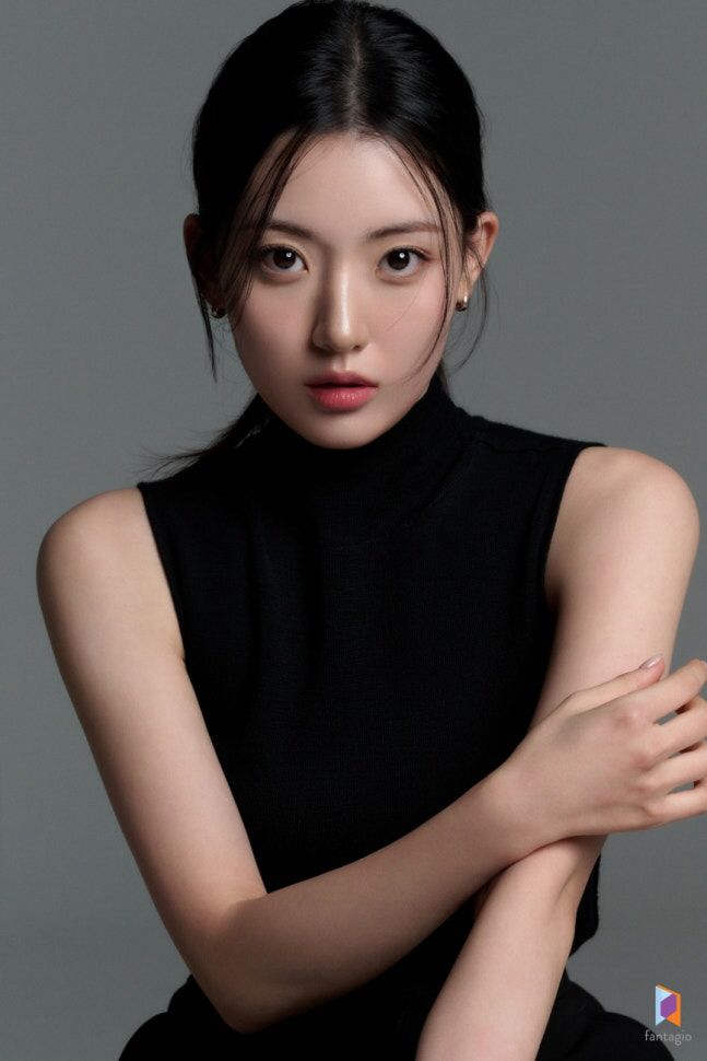 [공식] “정변 아이콘 귀환” 정다빈, 판타지오에 새 둥지