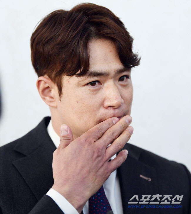 "직접 이야기 들어보겠다" SSG 드디어 결론 냈다, 김재환 만난다[SC…