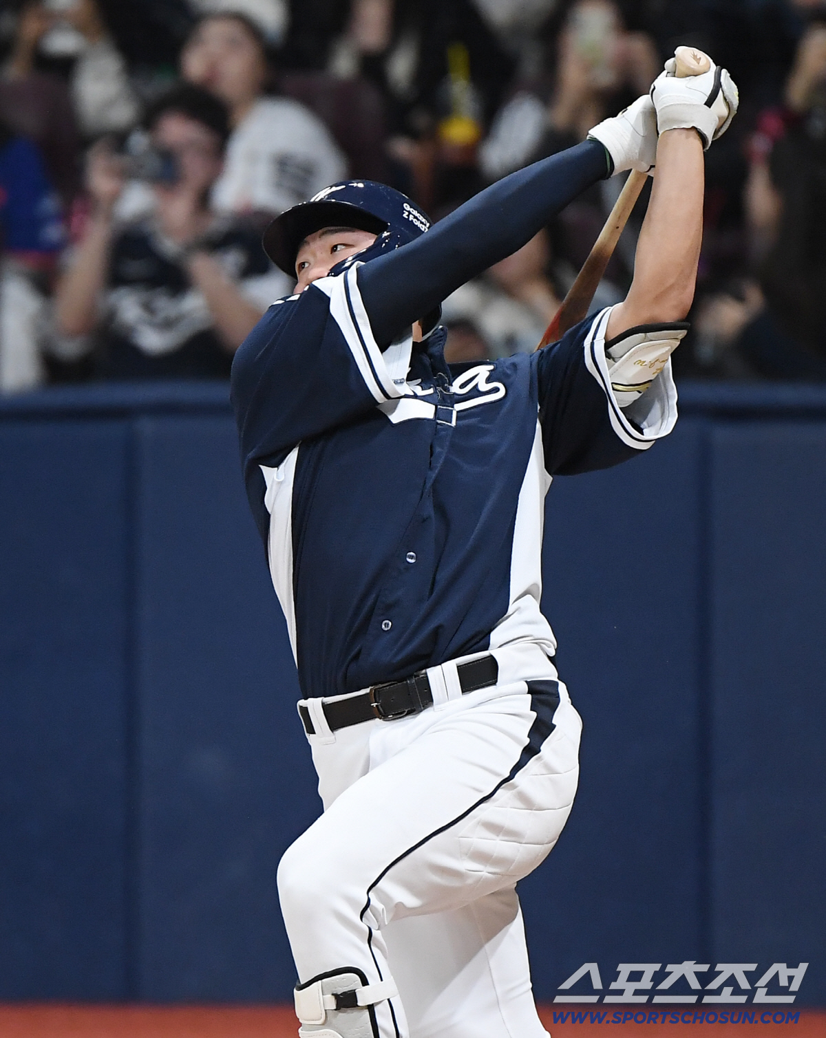 "지금까지 본 가장 멀리 치는 타자." 수원으로 떠난 안타기계의 90타점…