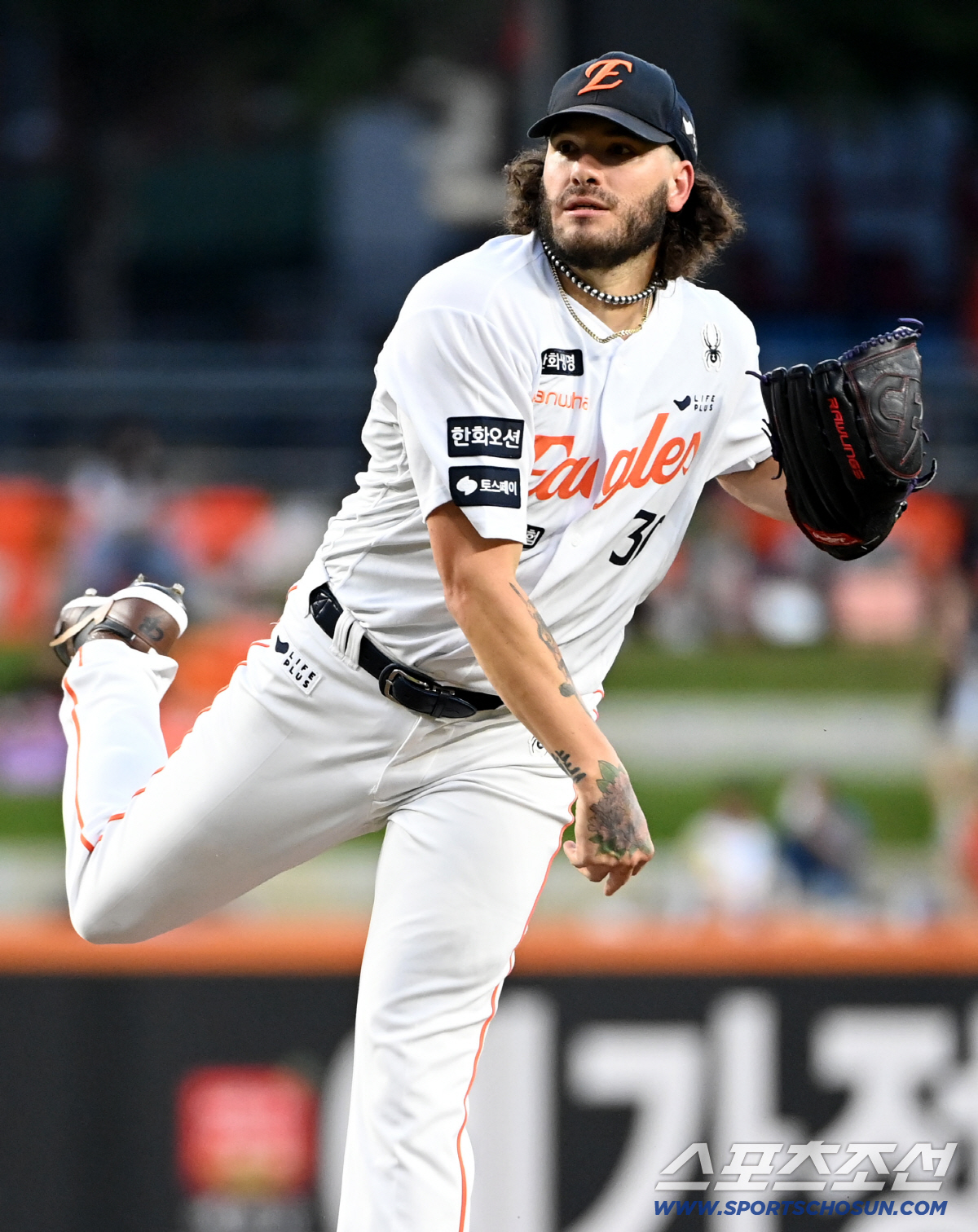 '한화는 588억짜리 투수를 데리고 있었던 것' 美, 폰세 가치 급상승中…