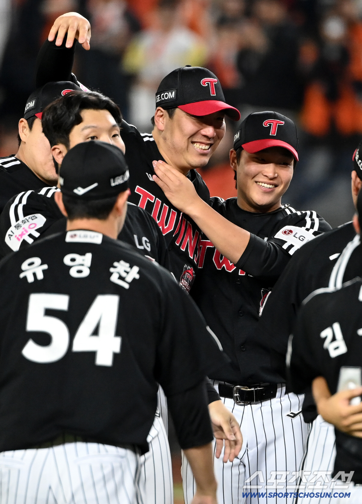 찔러도 피 한방울 안나올 것 같은 김현수가 울컥했다 "LG 떠나 많이 속…