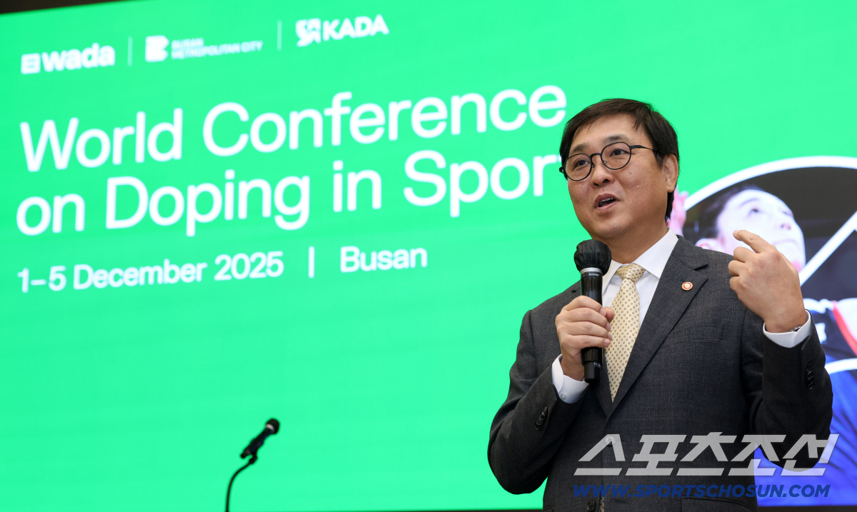 'K-스포츠외교 광폭행보'최휘영 문체부장관"亞최초 부산WADA총회"자부심…