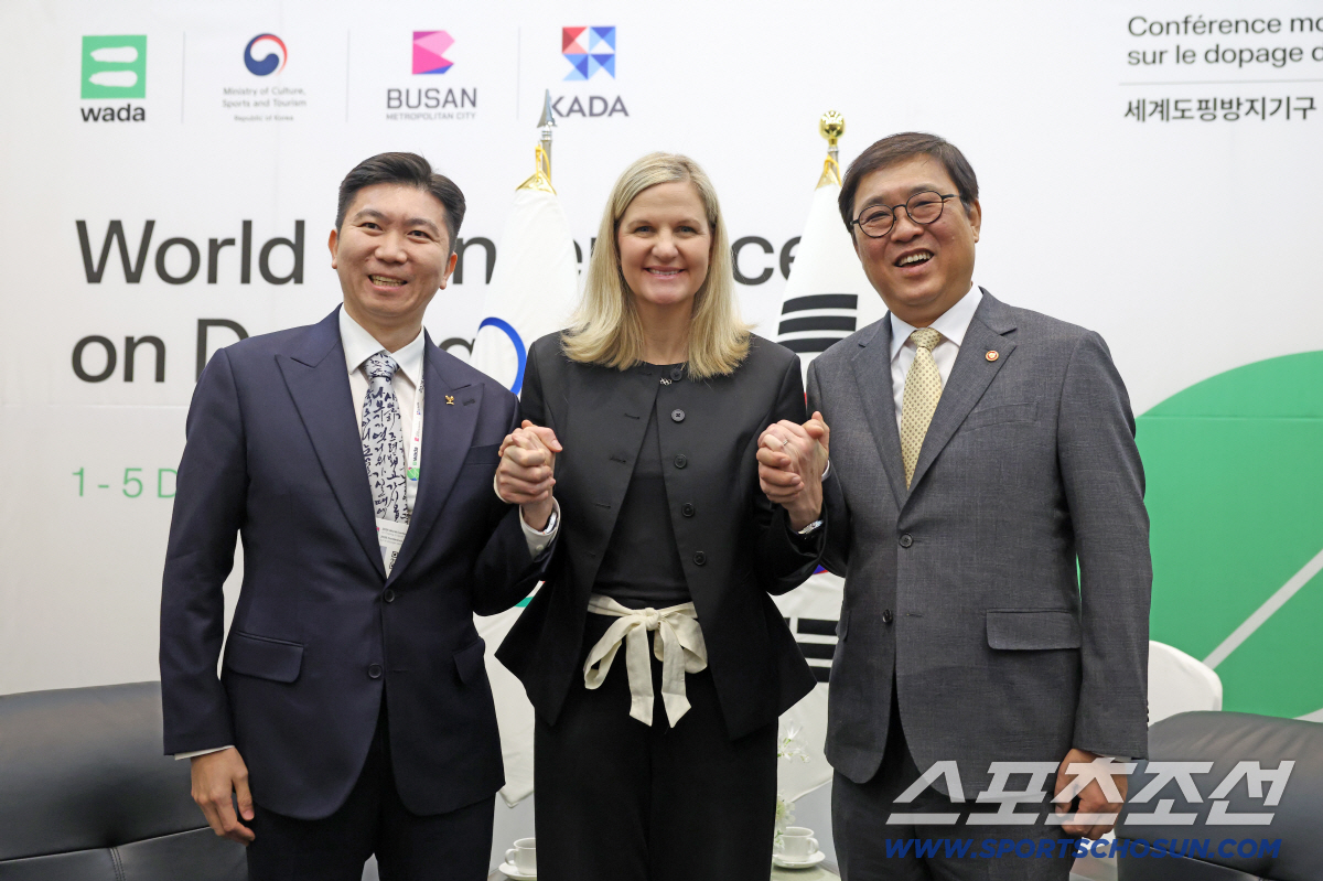 'K-스포츠외교 광폭행보'최휘영 문체부장관"亞최초 부산WADA총회"자부심…