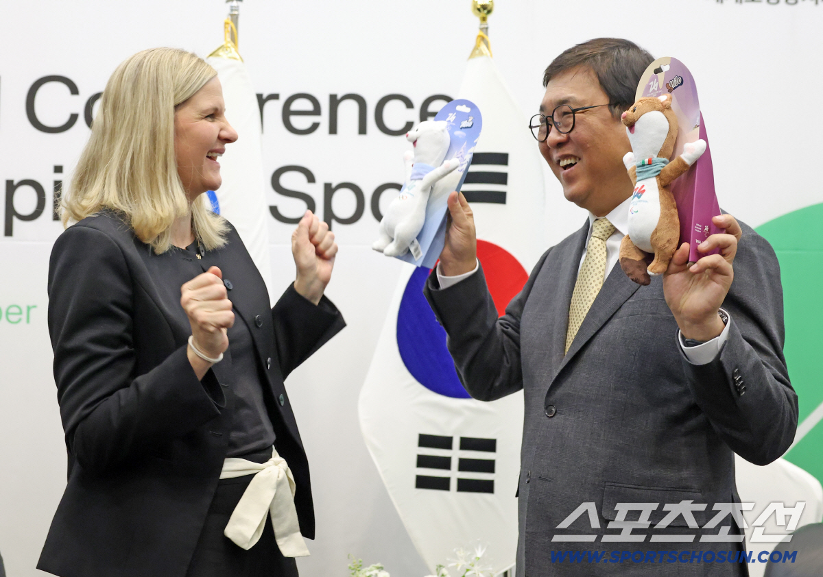 'K-스포츠외교 광폭행보'최휘영 문체부장관"亞최초 부산WADA총회"자부심…