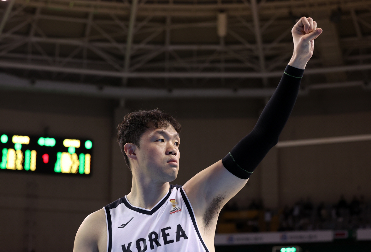 "후배들이지만 정말 대단!" 전희철X조상현 男 임시 사령탑…11일 만에 …