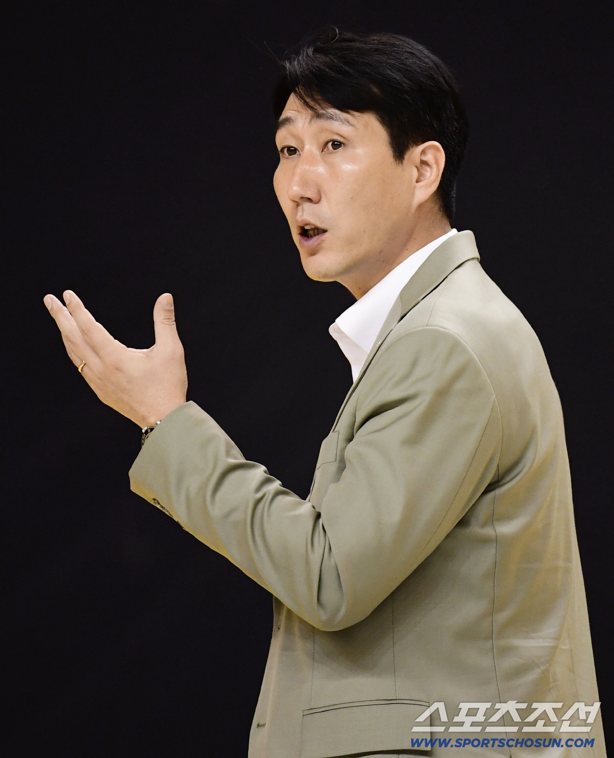 3연승 잘나갔는데, 왜 하필 1-2위 연달아 만나냐..."2R 안 한번은…