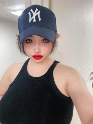 박봄, 정서 불안 반박하더니...4개월 만에 돌아오나 