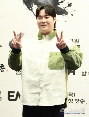 [SC이슈] 성추행 부인했던 유재환, 벌금 500만 원에 40시간 성폭력 치료 프로그램 이수 명령