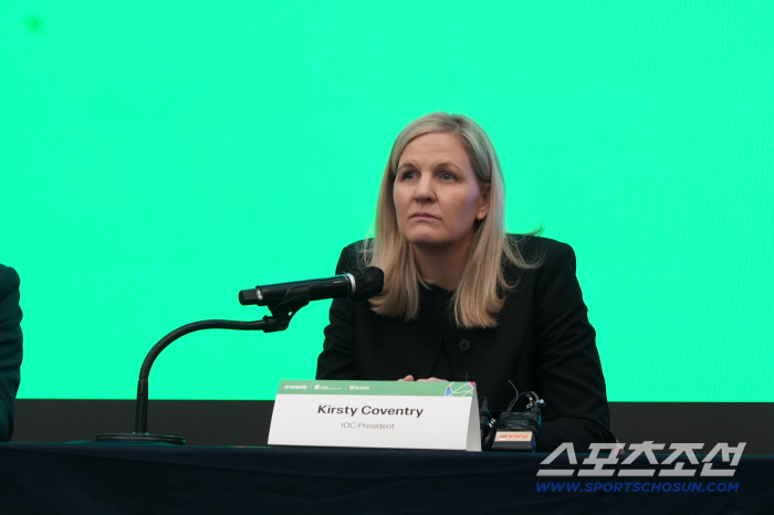 '첫 방한'코번트리 IOC위원장,전주올림픽 질문에 "한국정부 의지 확인...긴밀한 관계 이어갈것"[부산WADA총회 현장]