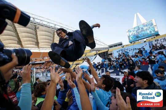 [공식입장]"계속 남아 주세요!" 대구FC 심장 세징야, '은인' 조광래…