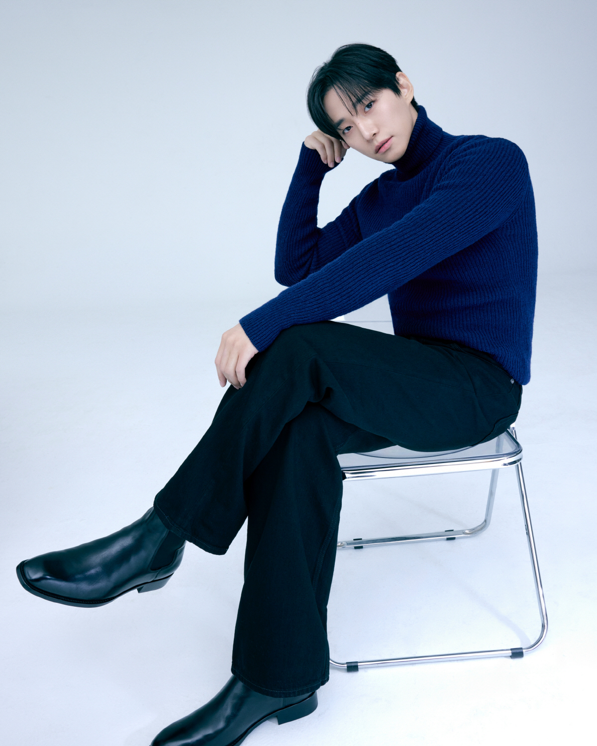 [SC인터뷰] "팔자에도 없던 사장이 돼"…이준호, '태풍상사'와 낭만적…