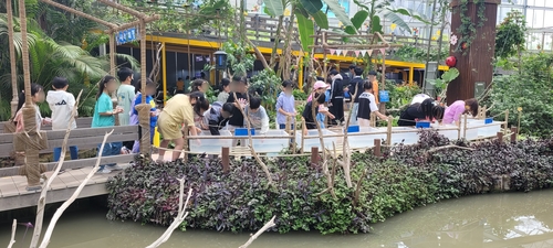 '창녕우포 곤충나라' 올해 11만명 다녀가…개관 이후 최대