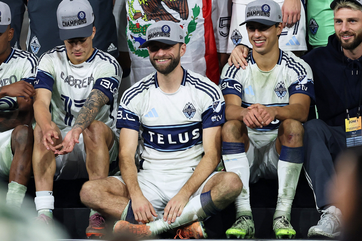 '멀티골 작렬+통한의 실축' 손흥민 꺾은 뮐러의 밴쿠버, MLS '오피셜…