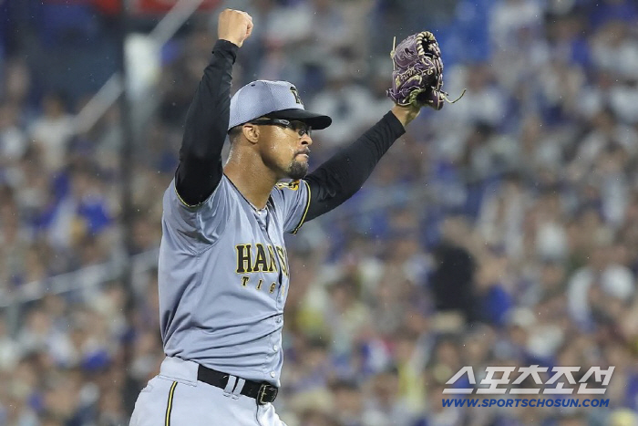 우승팀 외국인 선수 7명 전원이 자유계약선수로…지갑 열고 기다리는 '큰손…