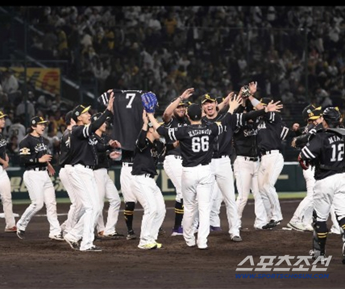 우승팀 외국인 선수 7명 전원이 자유계약선수로…지갑 열고 기다리는 '큰손…