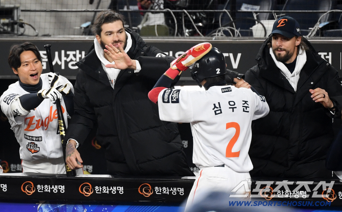 '계약하러 미국 갔구나!' 굿바이 한화…폰세, 토론토와 3년 3000만달…