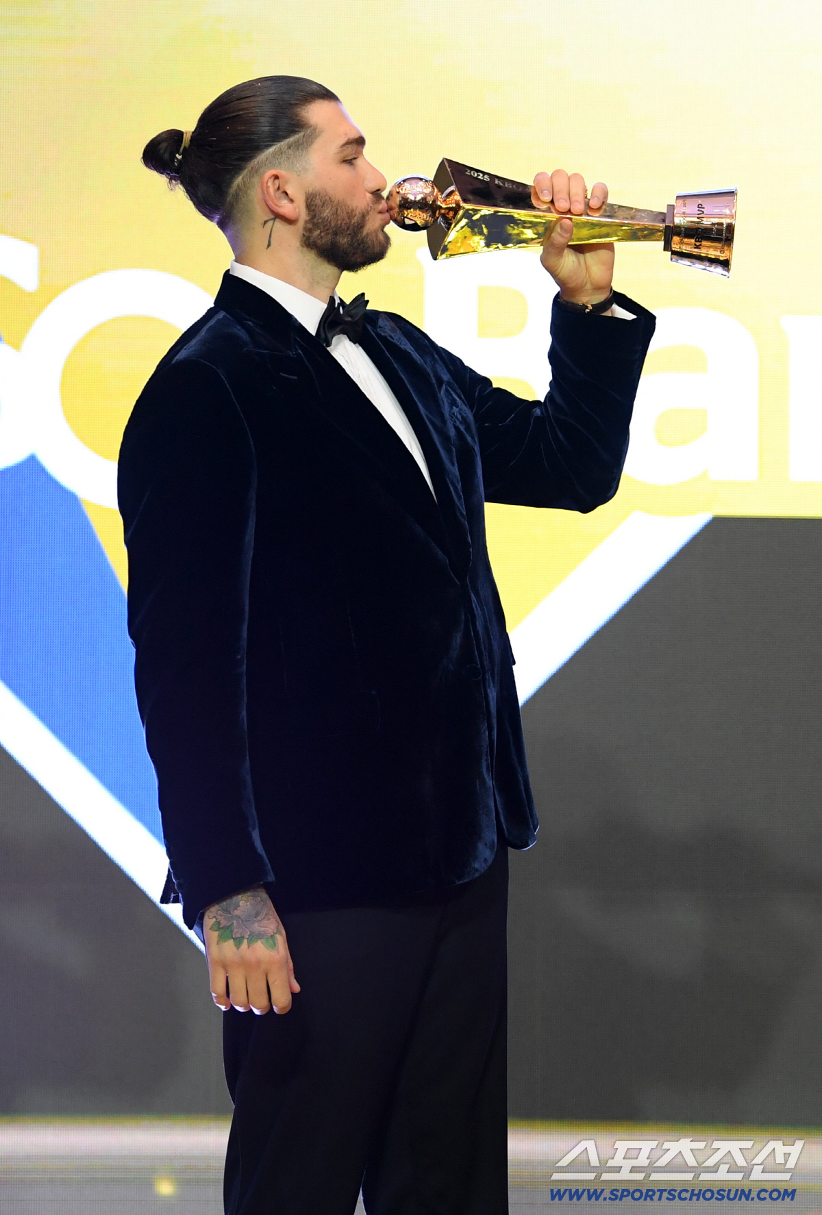 '계약하러 미국 갔구나!' 굿바이 한화…폰세, 토론토와 3년 3000만달…