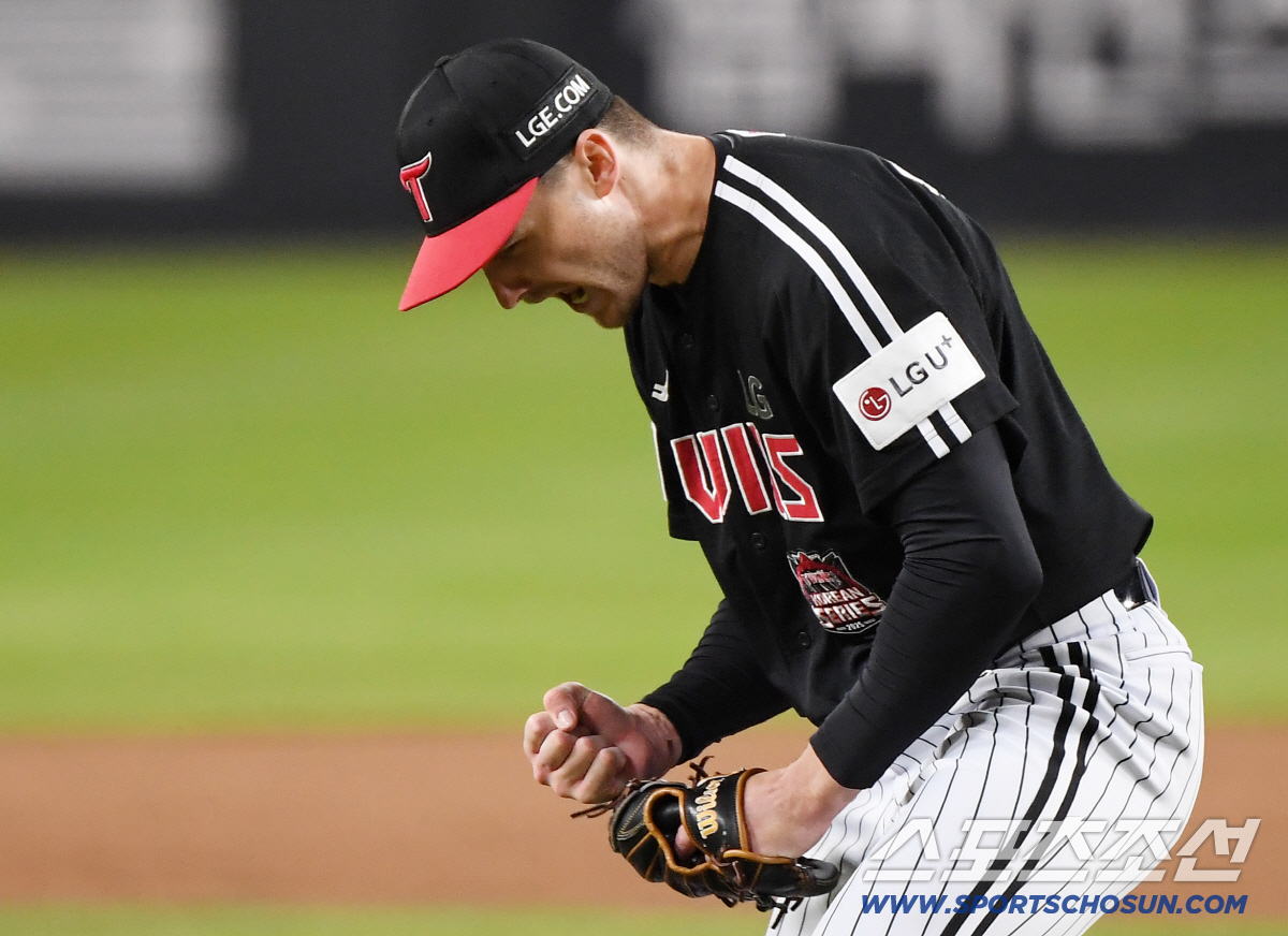 LG 우승 외인 오스틴+치리노스+톨허스트에 63억 재계약. 2026 전력…