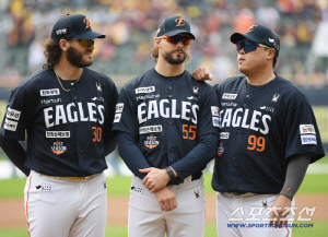 'KBO 사상 최초' 586억 원투펀치 동시 역수출, 한화 이 정도였나