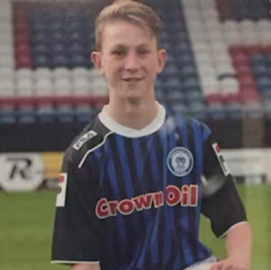 이럴수가…'훈련 중 척추부상' 유망주, 안타까운 사망