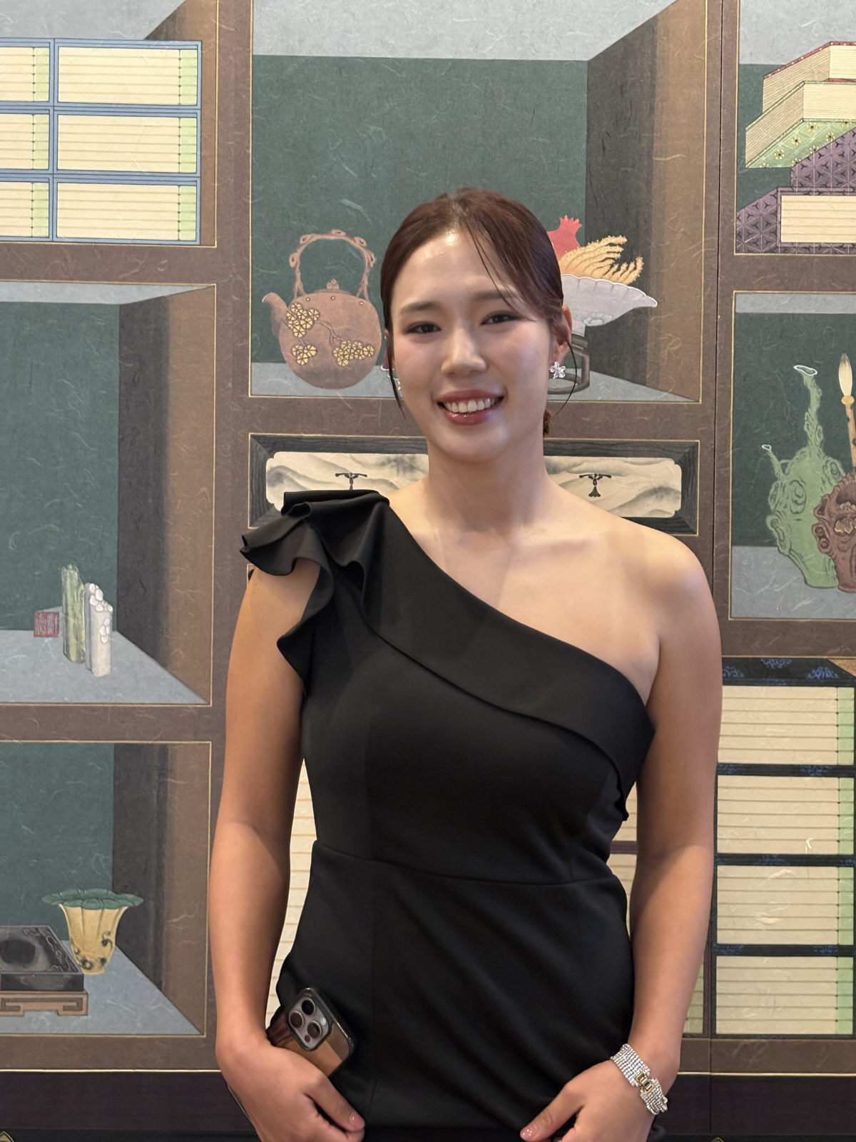 'K-10' 올 블랙 미녀골퍼 최민경, 올리브 매니지먼트에 새 둥지...…