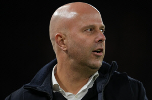 슬롯 경질→클롭 전격 복귀, HERE WE GO 확인 사살 