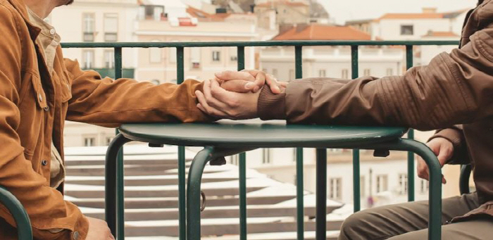 동성애 남성 사망 후 '가짜 아내'와 유산 분쟁…"결혼 무효" vs "정…