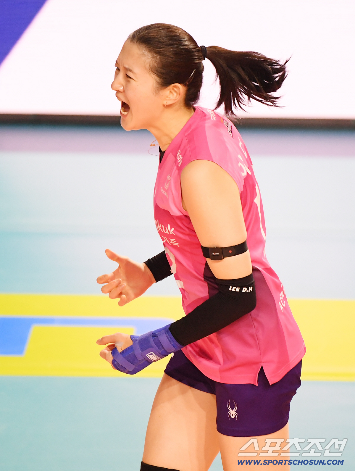 [포토] 모마 공격 막은 이다현의 환호