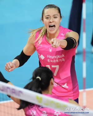 한국인 3세 레베카가 한국대표팀 '김백화'로  LA올림픽에 나갈 수 있을까. 