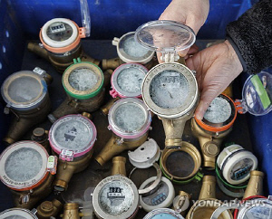 한파에 밤사이 서울 수도계량기 27건 동파