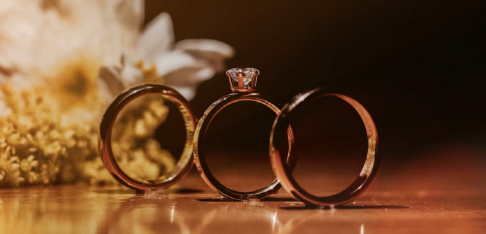 30년간 두 가정 유지한 남성 '들통'…"끊임없는 배신과 기만"