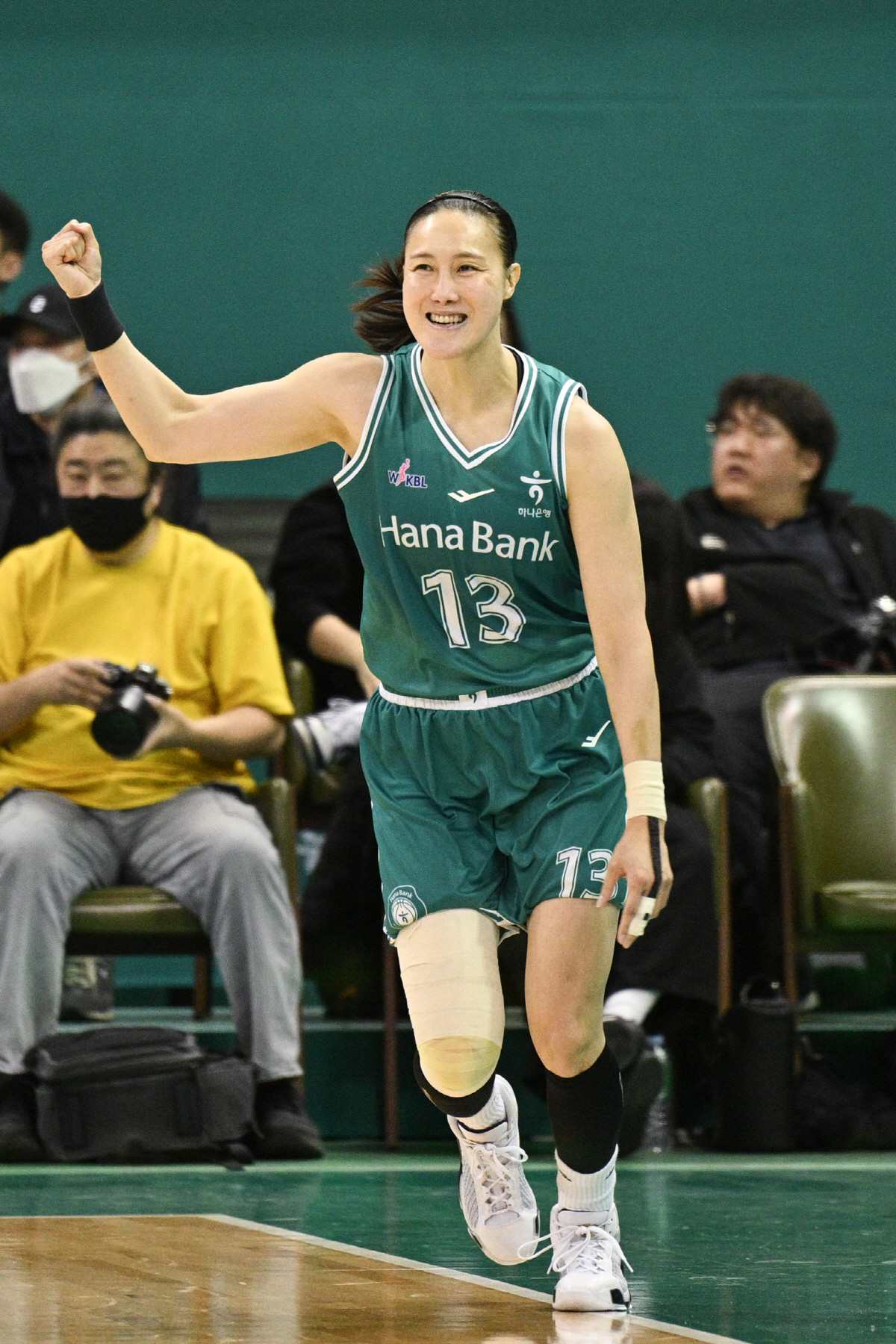 "김정은은 김정은이다!" 극찬 이끌어낸 '레전드' 부천 하나은행 김정은 …