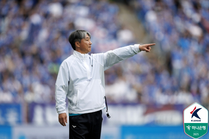 '꼴찌→PO+베스트11 3명 배출' 성남 승격은 못했지만, '지니어스' …