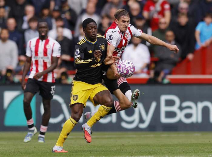 英 단독 보도, 최고의 재능 맨체스터 유나이티드 떠난다..."980억 대체자 영입 후 이적 허용"