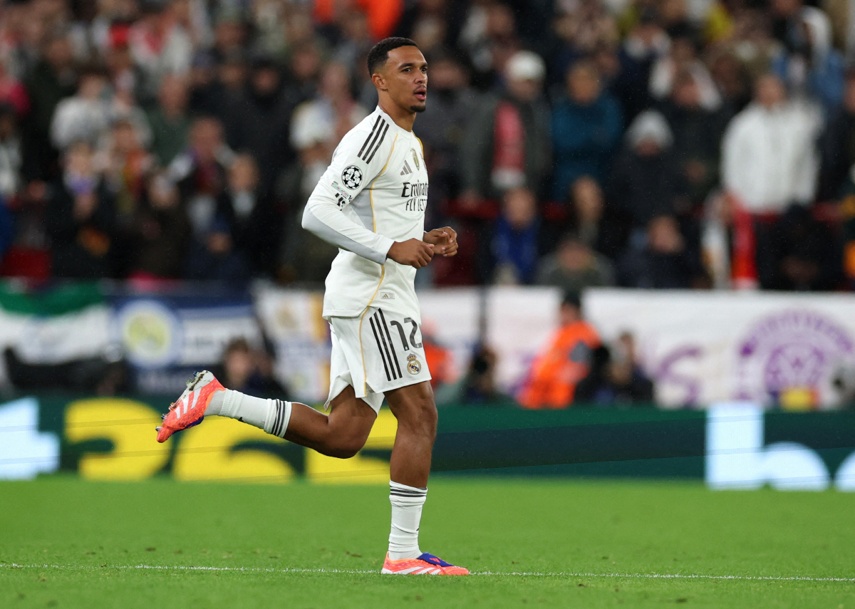 '대반전' 레알 마드리드 유니폼 입고 "무능하다" 낙인, 주전 자리도 장…